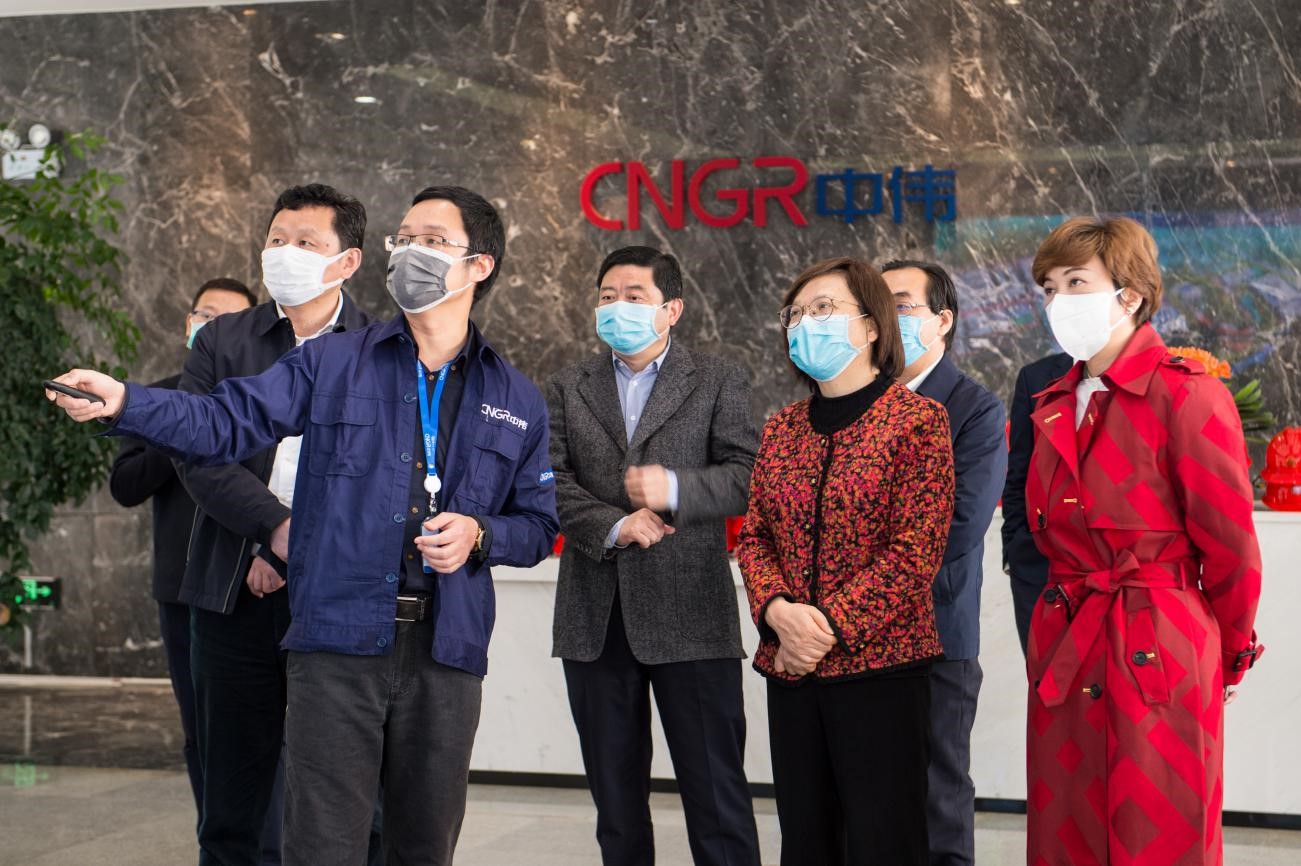 湖南省委常委、常务副省长谢建辉赴中伟视察复工复产工作
