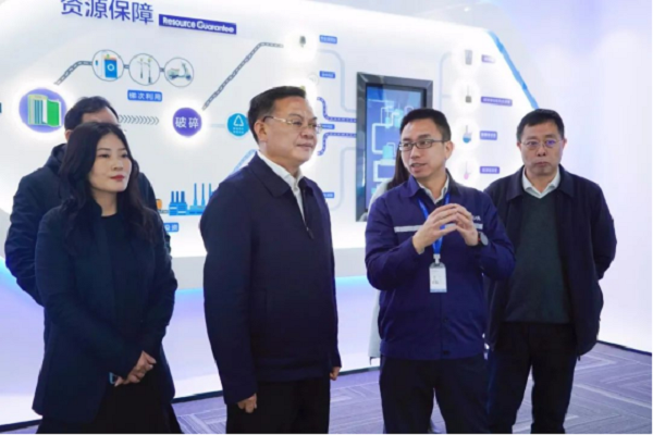湖南省商务厅党组书记、厅长沈裕谋调研中伟股份中部产业基地