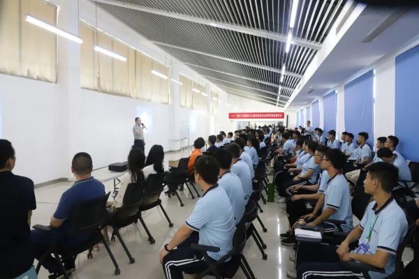 青春后浪扬帆起航|中伟铜仁产业基地举行2022届校招生综合培养阶段启动仪式