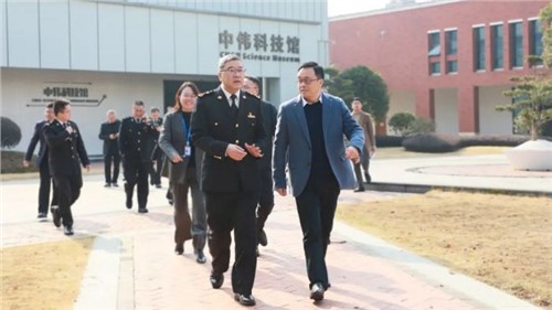 关企共建｜贵阳海关关长、党委书记龙卫东一行调研中伟铜仁（上市主体）产业基地
